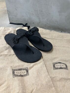 Gucci Black Rubber Horsebit Thong Sandals